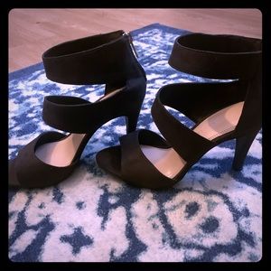 Black sandal